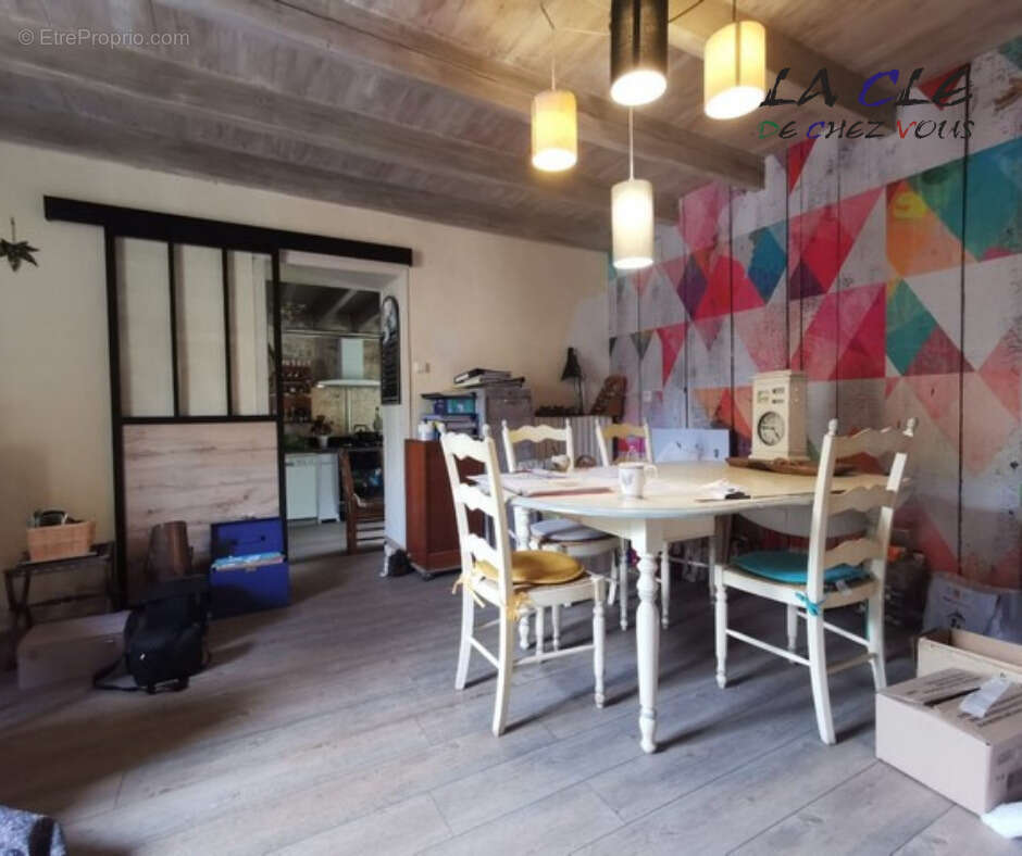 Maison à COULONGES-SUR-L'AUTIZE