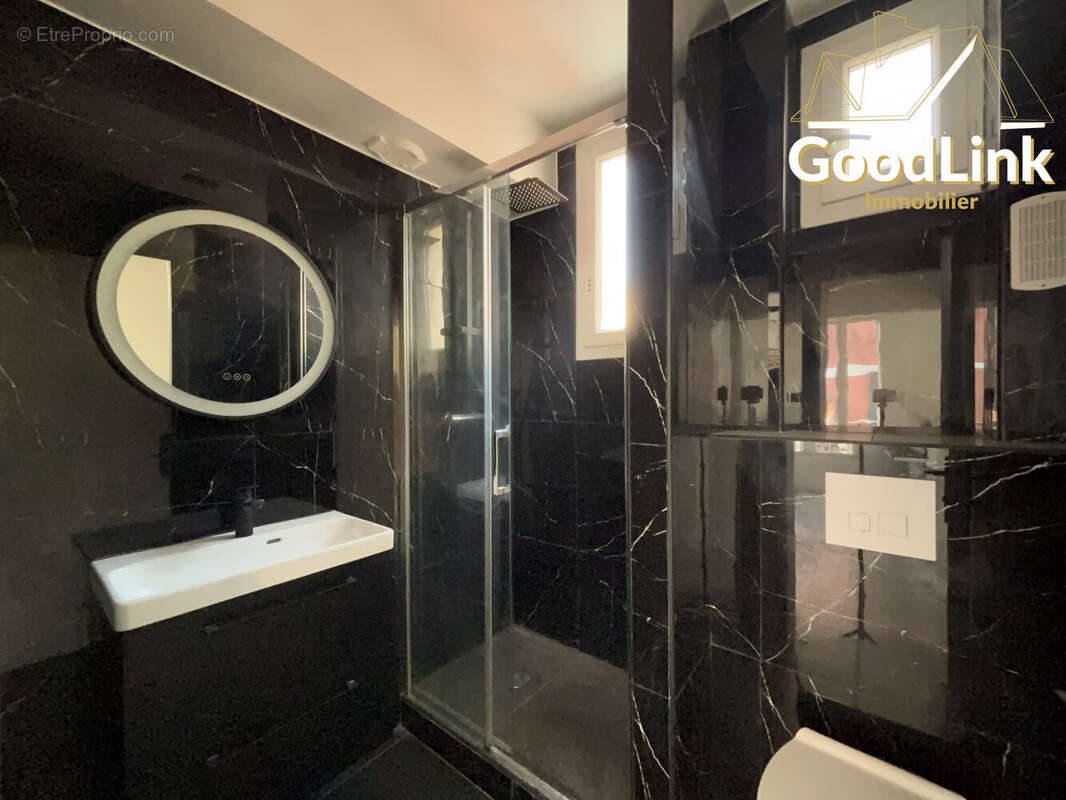 Appartement à AUBERVILLIERS