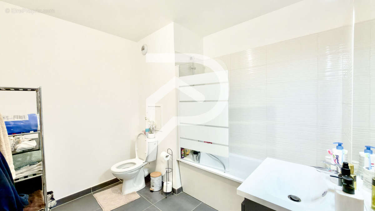 Appartement à LE BLANC-MESNIL