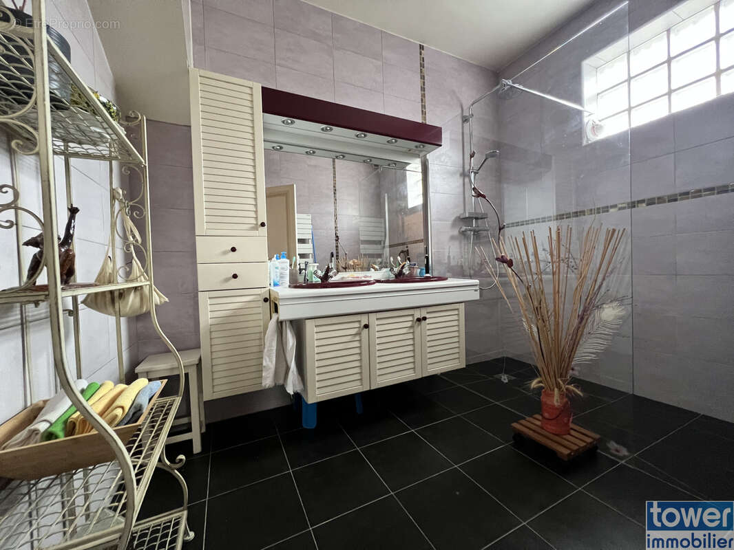 Maison à DRANCY