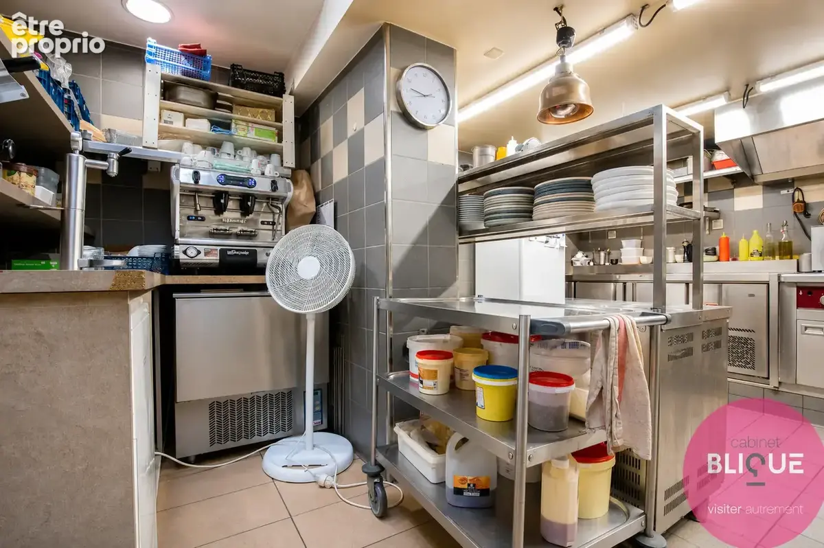 Qui veut des beaux murs ? - photo 11