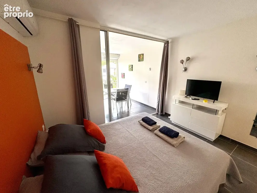 Anse des rochers : t2 etage de 29,15 m2 meuble acces plage et piscine - photo 7