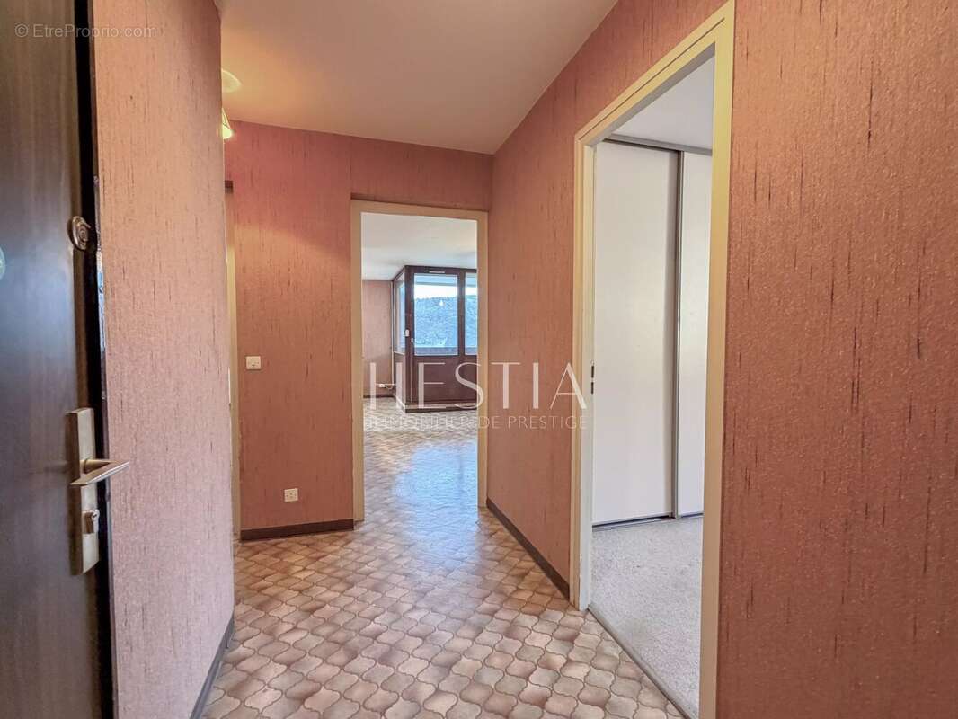 Appartement à DUINGT