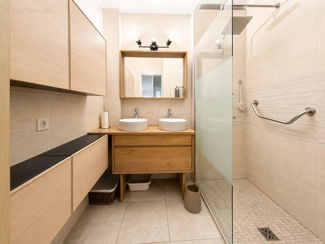 Annecy – hyper-centre  élégant appartement t4 de 104 m² – adresse d’exception - photo 8