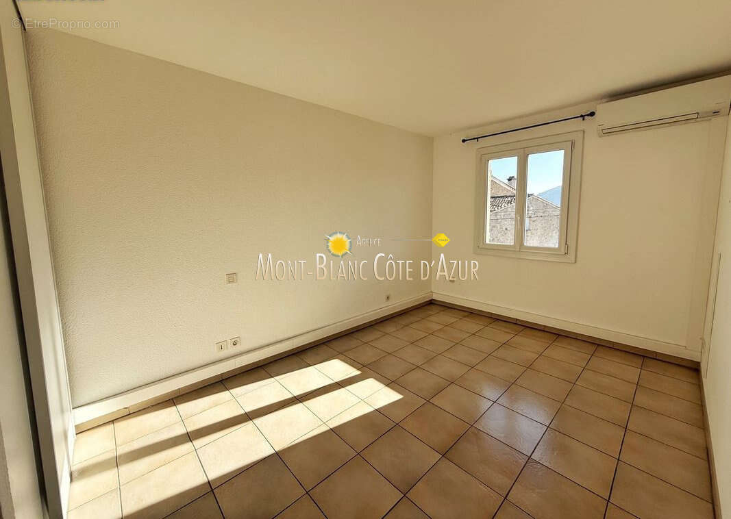 Jolie maison 4 pièces avec jardinet et garage - photo 8