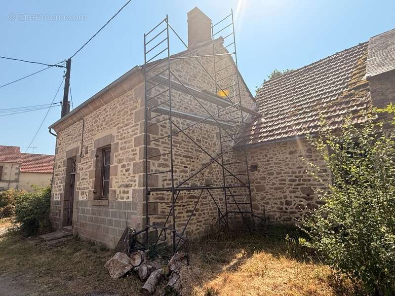 Ensemble de 2 maisons à restaurer + grange 26 500 € - photo 16