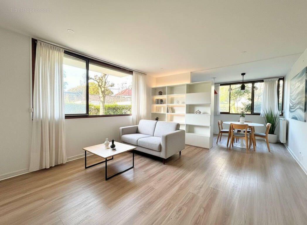 Appartement à CHATILLON