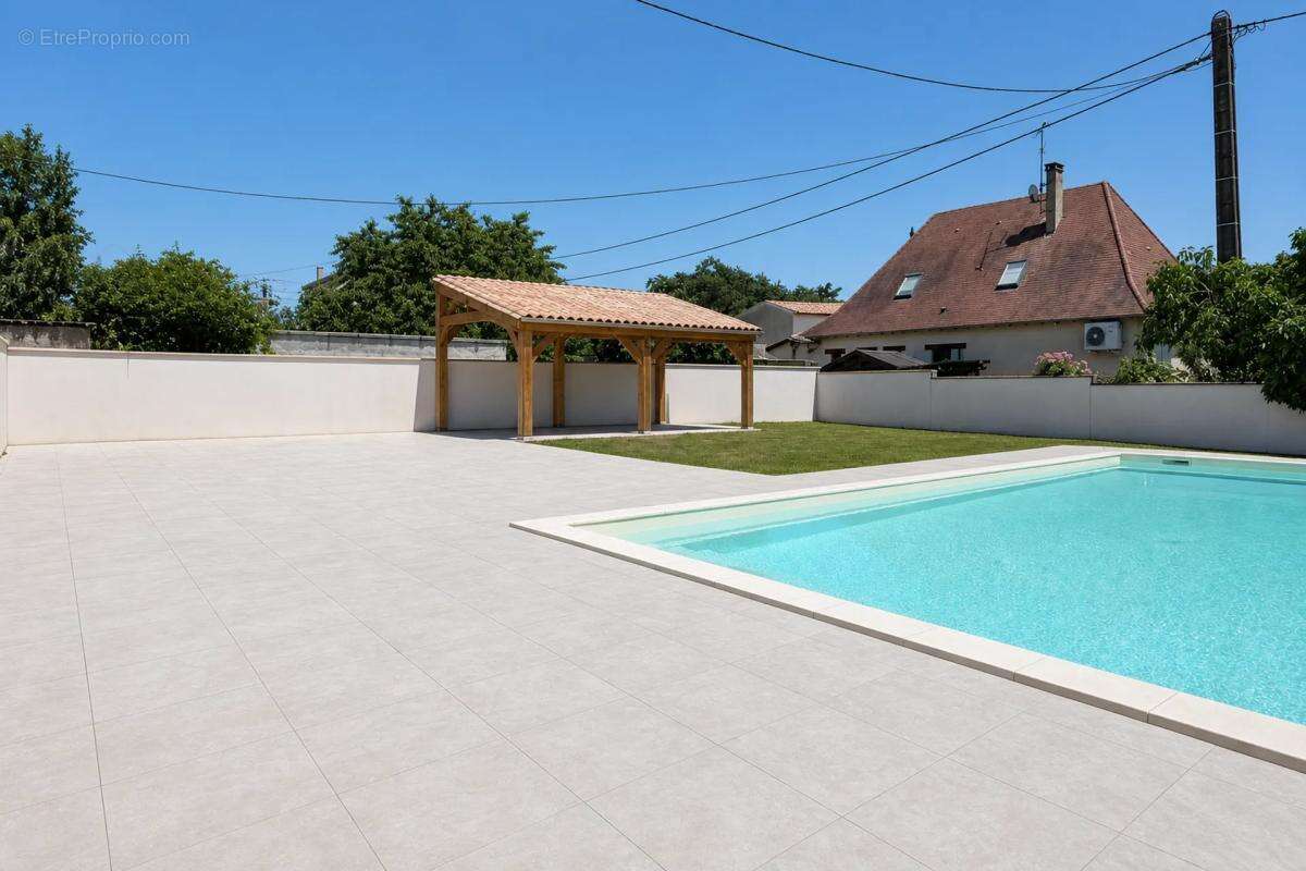 Maison rénovée 6 pièces à Bergerac - photo 18