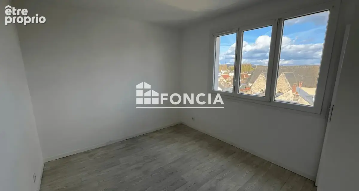 Appartement lumineux avec vue dégagée à proximité immédiate des commodités ! - photo 3