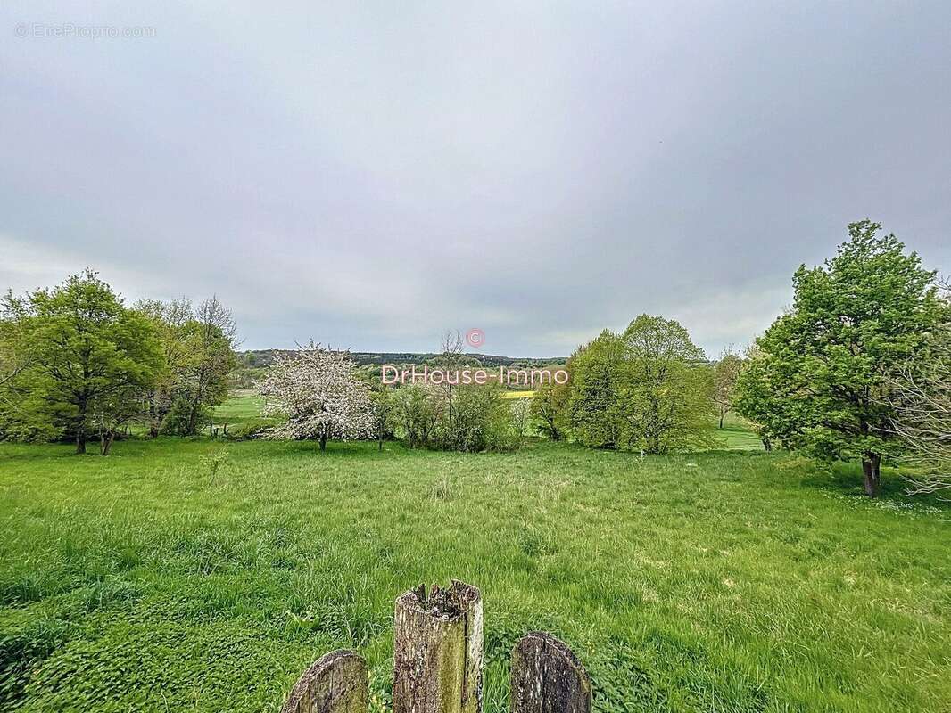 Maison à MARCILLY-SUR-MAULNE