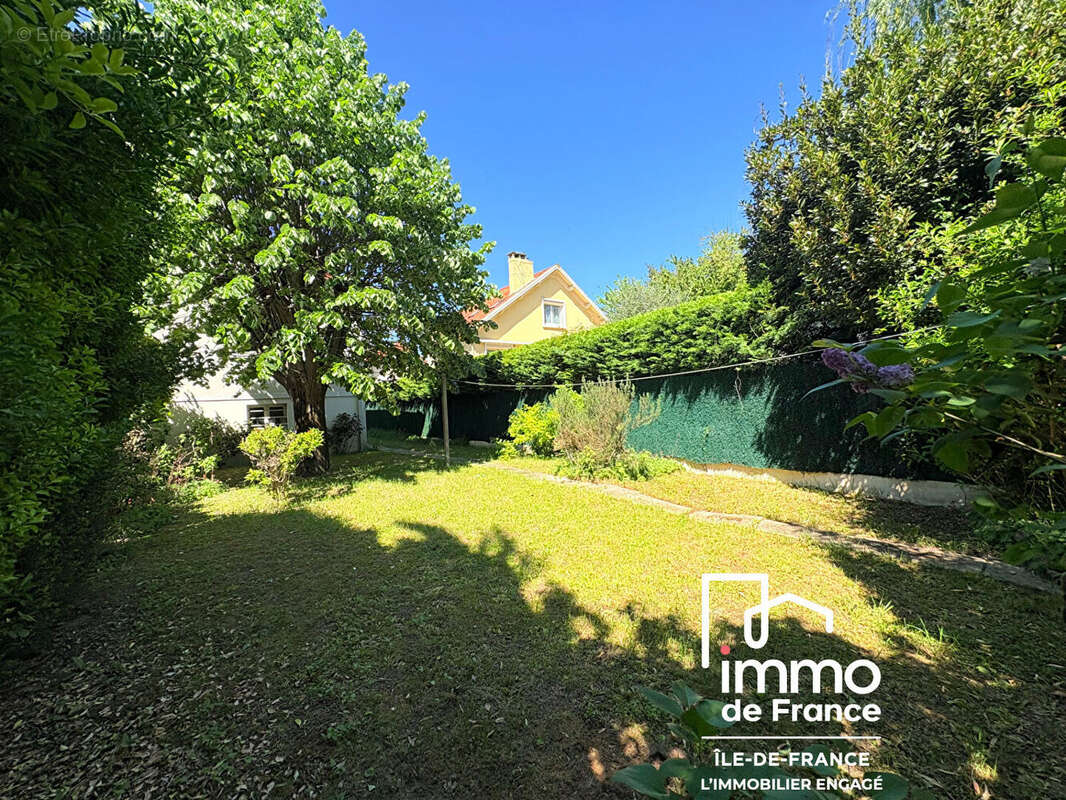 Maison à AULNAY-SOUS-BOIS
