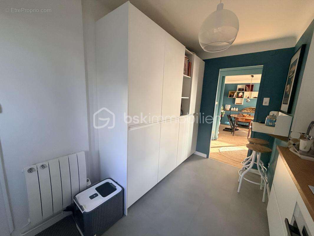 Appartement à SIX-FOURS-LES-PLAGES