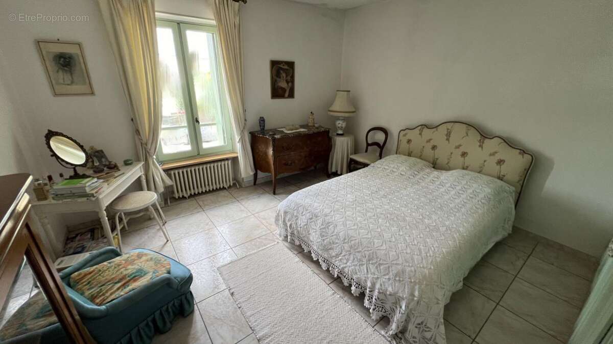 Maison à LEZIGNAN-CORBIERES