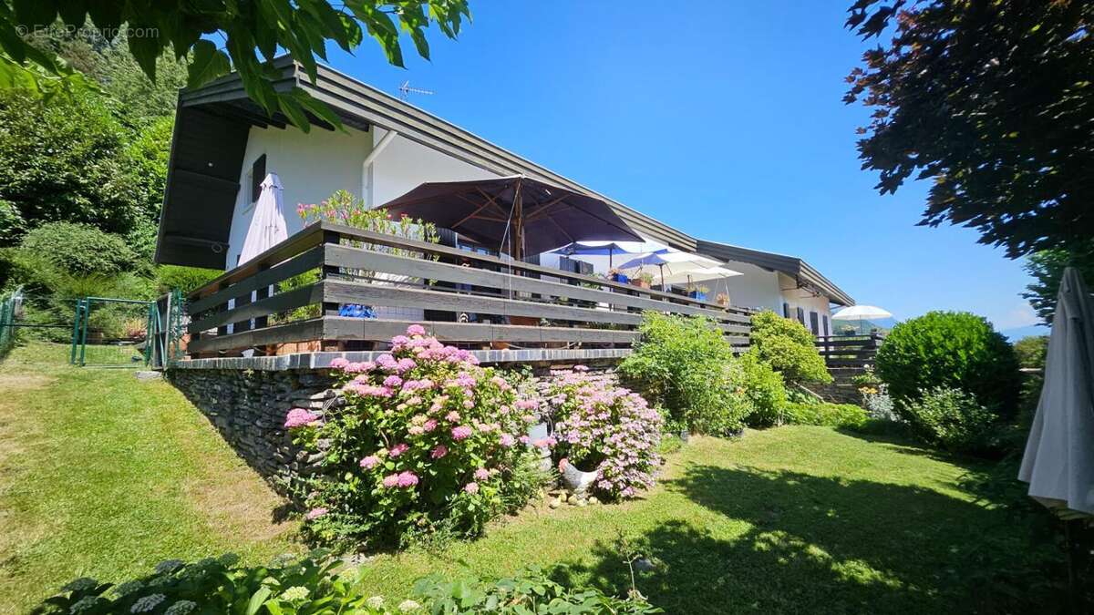 Maison d'architecte 8P 252 m² VALGELON-LA ROCHETTE (73110) - photo 3