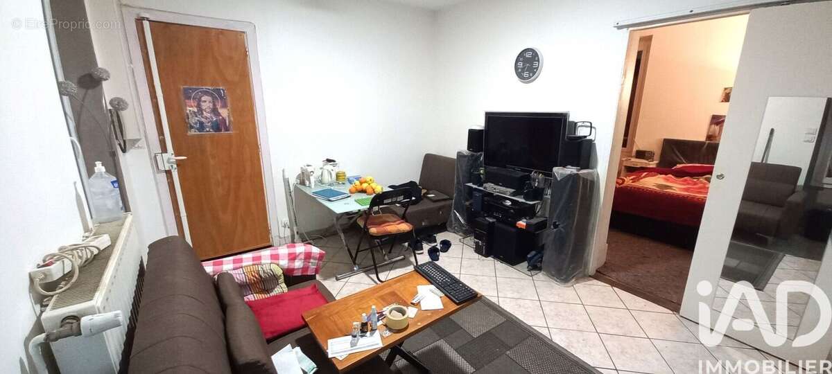 Photo 3 - Appartement à VILLENEUVE-SAINT-GEORGES