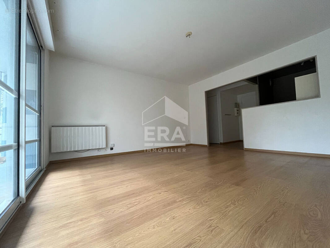 Appartement à MONT-SAINT-AIGNAN