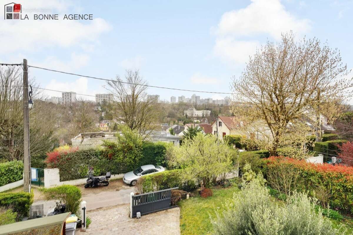 Maison à MAREIL-MARLY