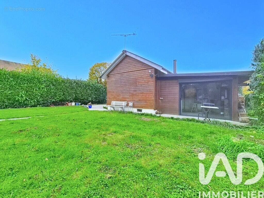 Photo 1 - Maison à VILLENEUVE-LE-COMTE