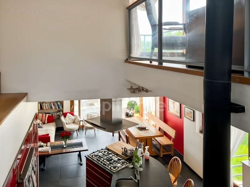 À vendre - hardinghen - propriété - surface totale - 690 m 2 -  maison principale 273 m2 -  2 gites - dépendance - garage - terr - photo 13