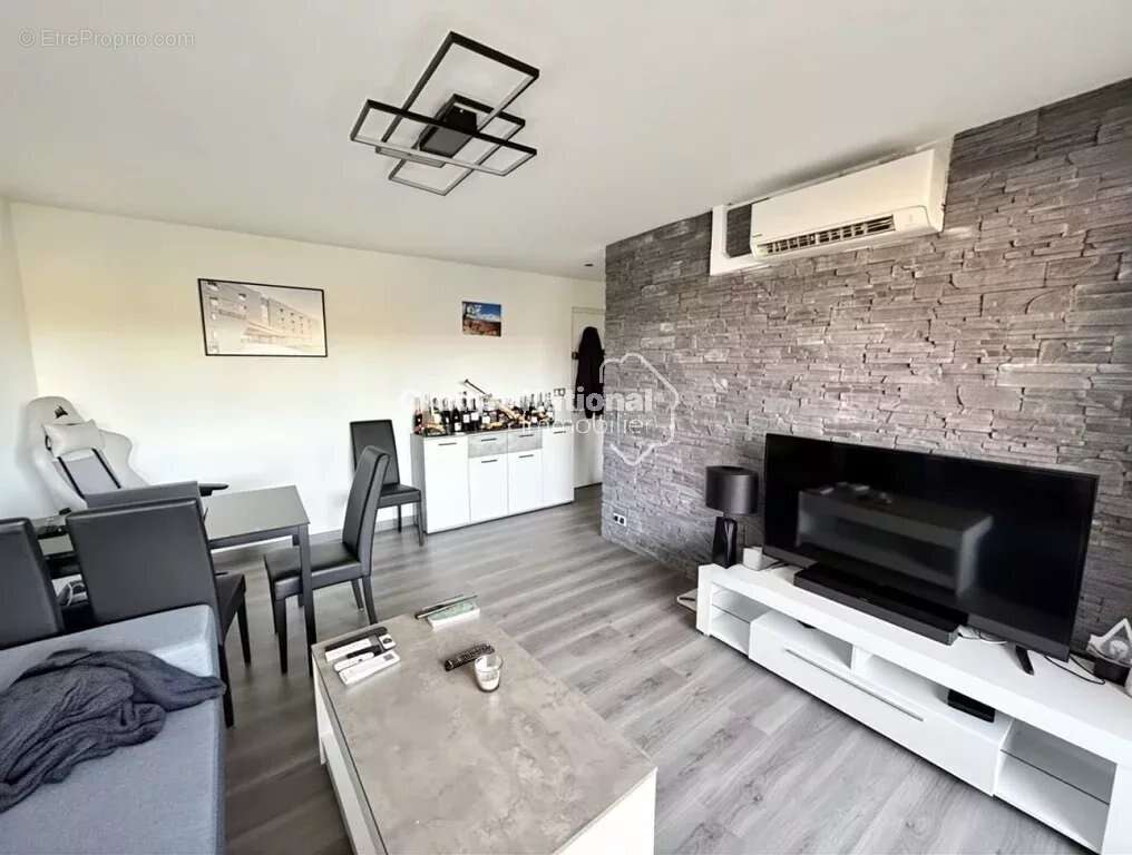 Appartement à SALON-DE-PROVENCE