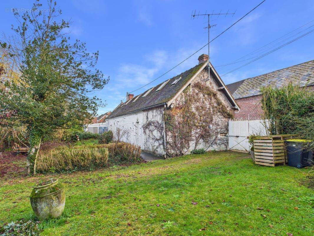 Maison à ELINCOURT-SAINTE-MARGUERITE