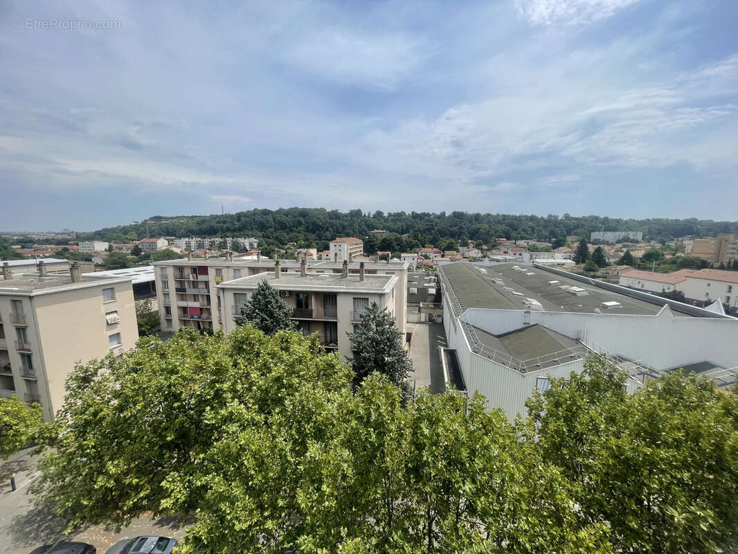 VALENCE   DERNIER ÉTAGE   Vue Panoramique   T3 DE 78 m2 avec cave et place parking - photo 18