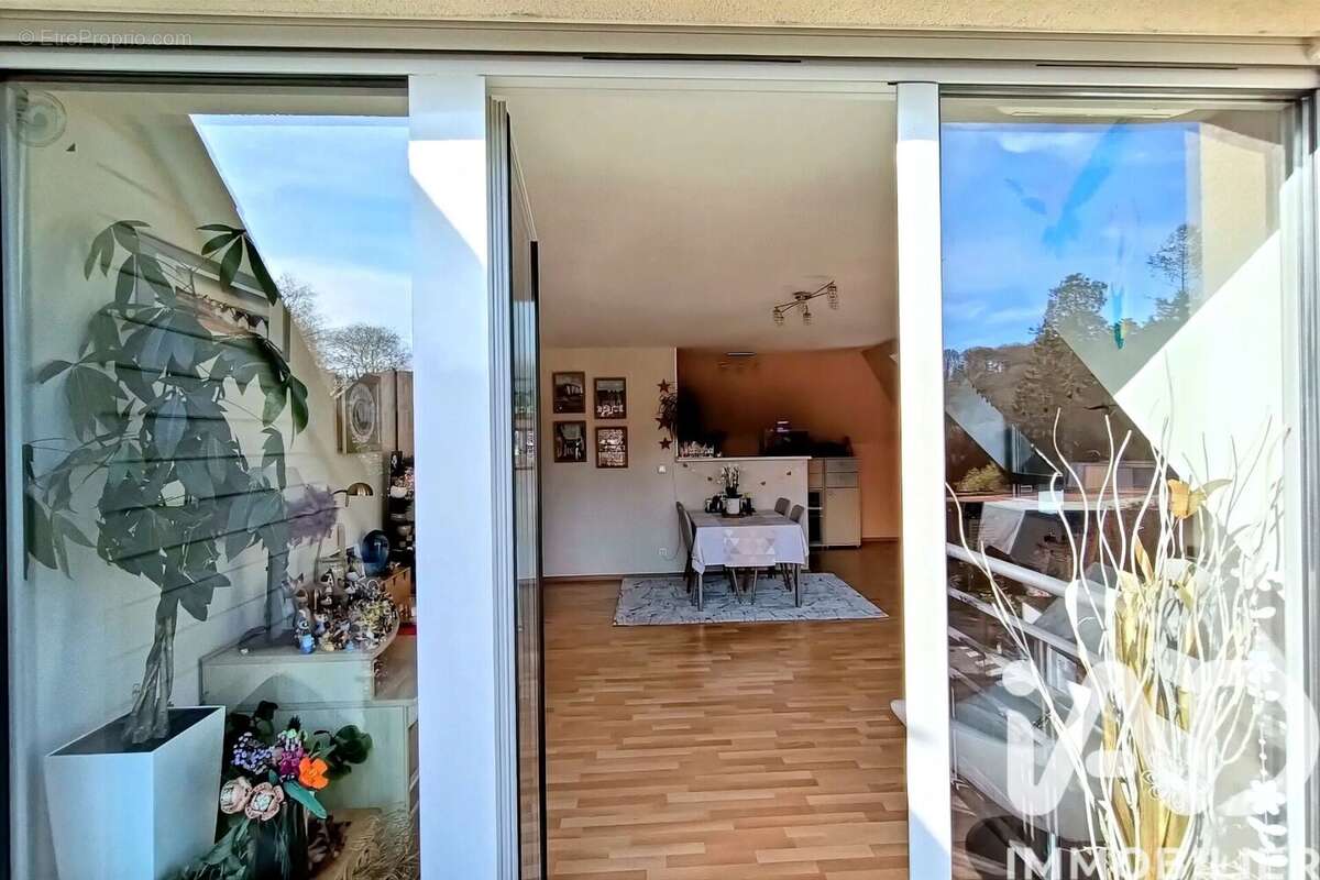 Appartement 61 m² à Cleres  - photo 5