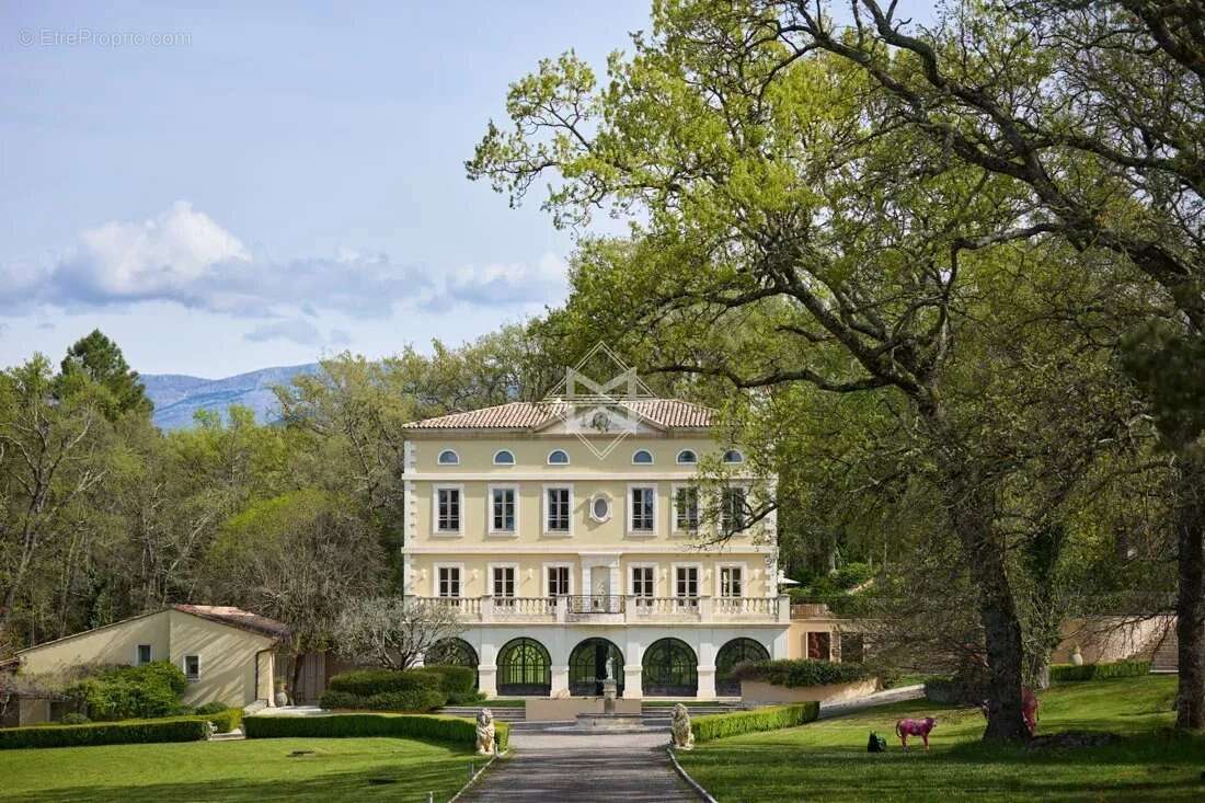 Maison à CALLIAN