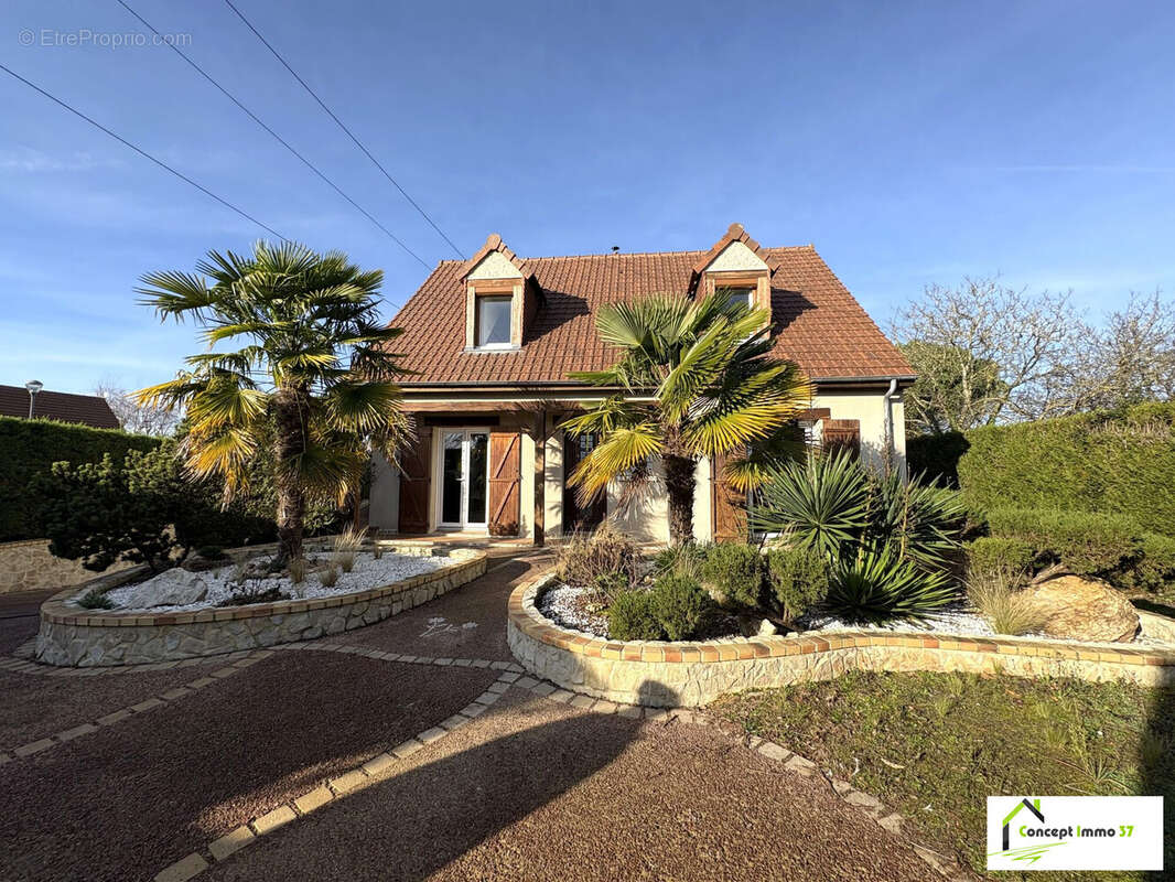 Maison à JOUE-LES-TOURS