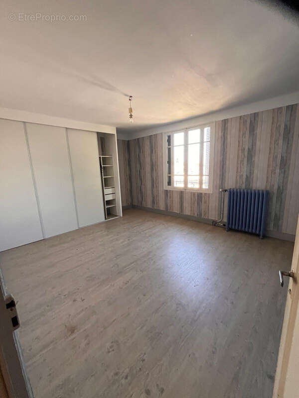 Maison à YZEURE