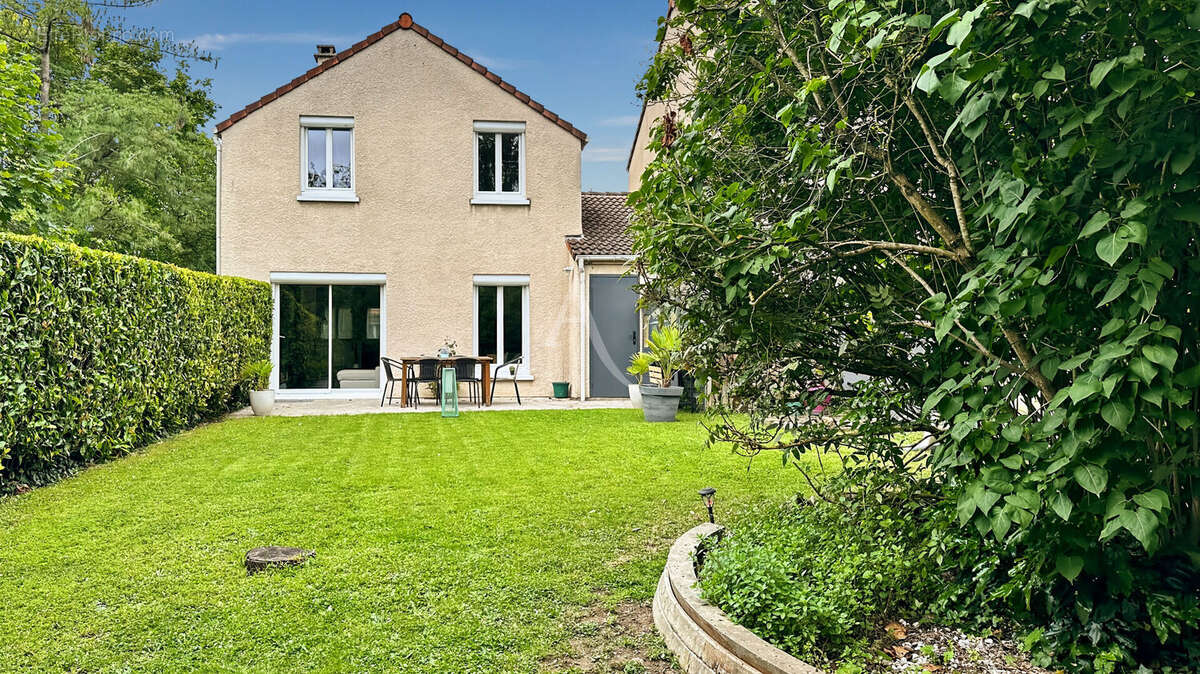 Maison à CERGY