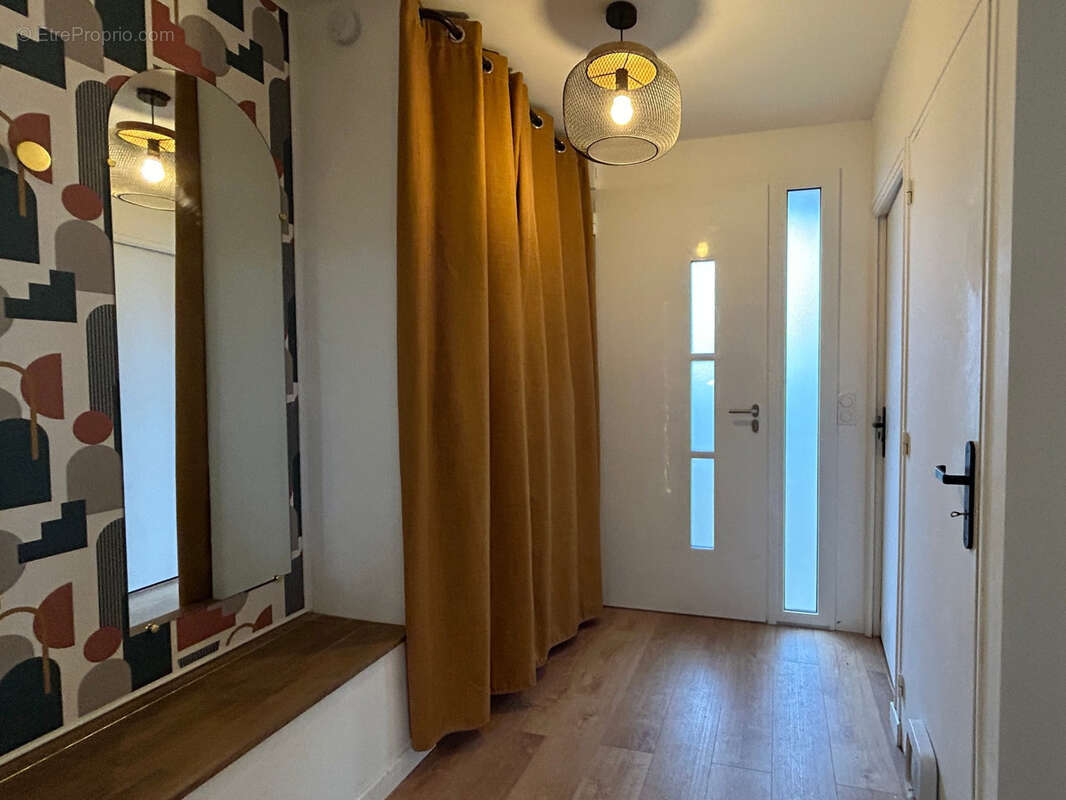 Maison à LA MEZIERE