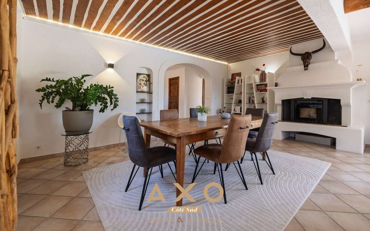 Maison à PERTUIS