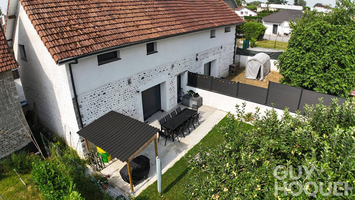 Maison à ARTIX