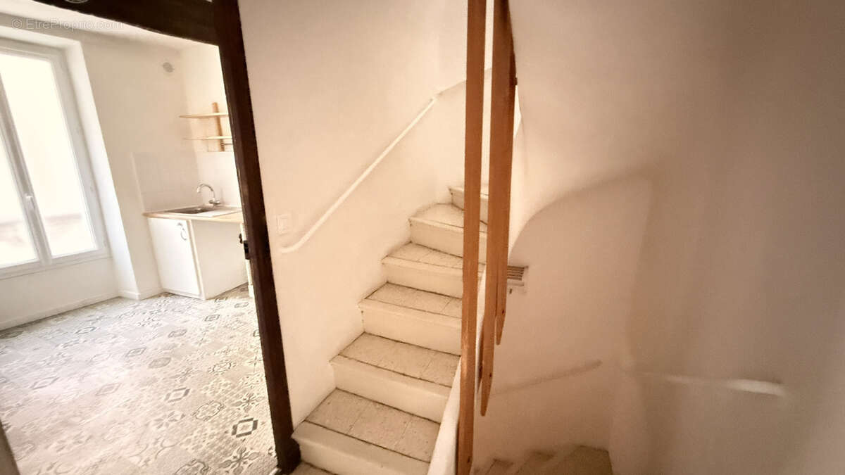 Maison à SAINT-JEANNET