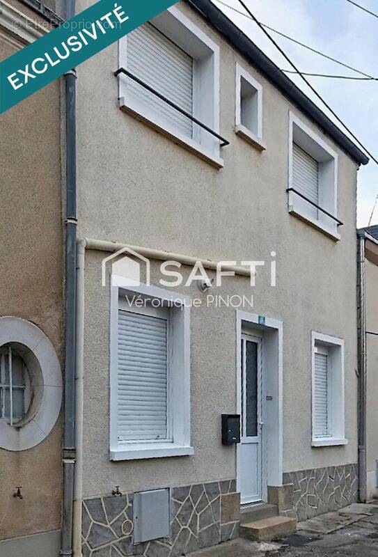Photo 1 - Maison à CHATEAU-GONTIER