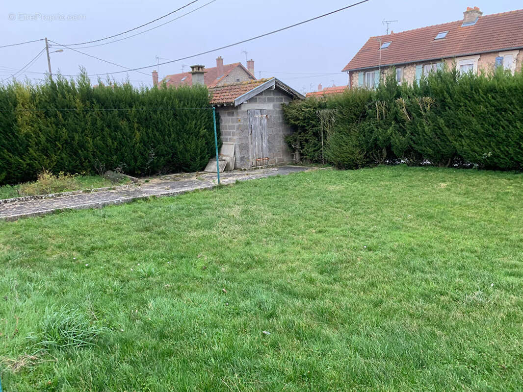 Maison à POTIGNY
