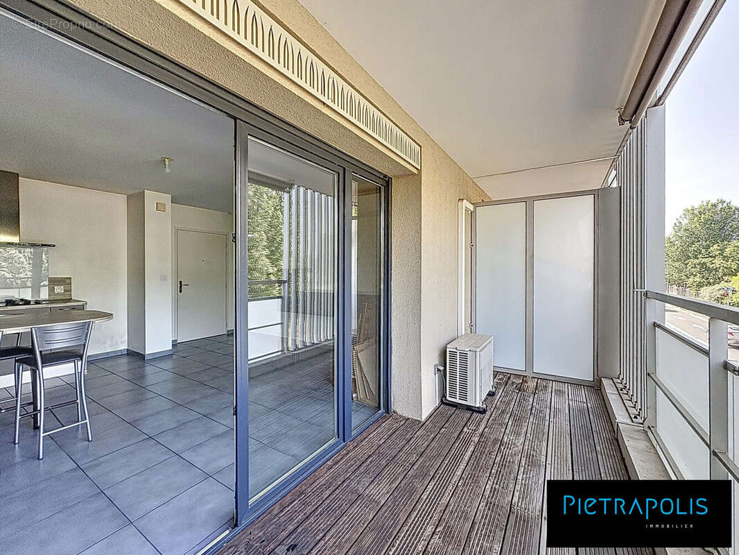 Appartement à NEUVILLE-SUR-SAONE