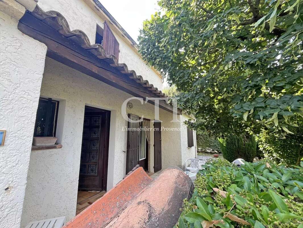 A vendre, maison proche centre-ville de Vaison-La-Romaine - photo 2
