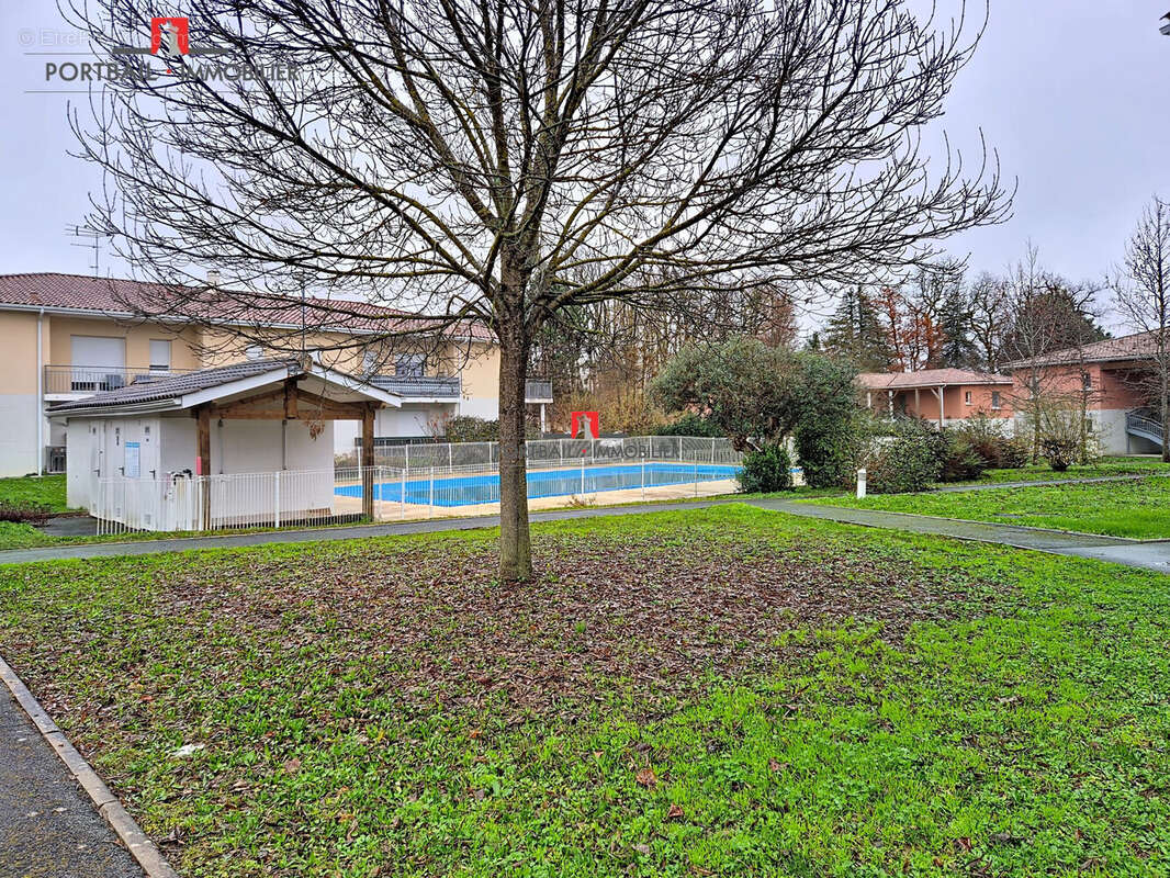 Appartement à SAINT-QUENTIN-DE-BARON