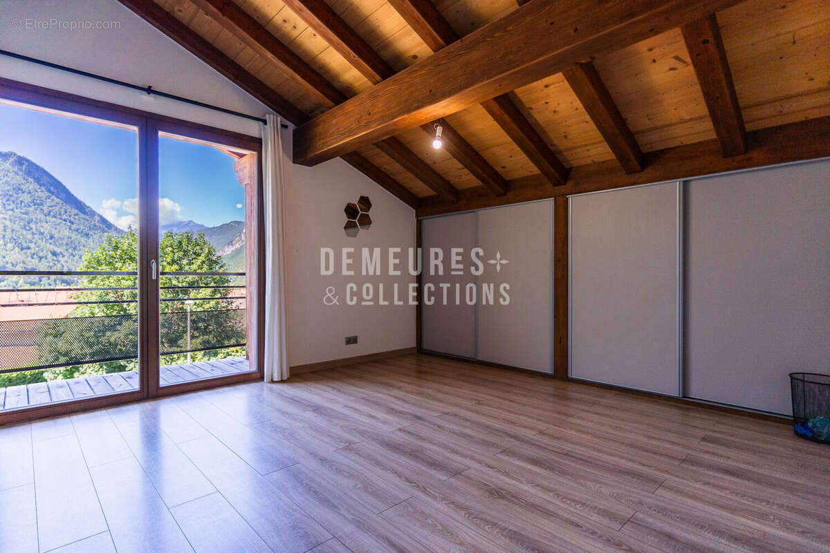 Maison 168 m² à Macot-La-Plagne  - photo 9