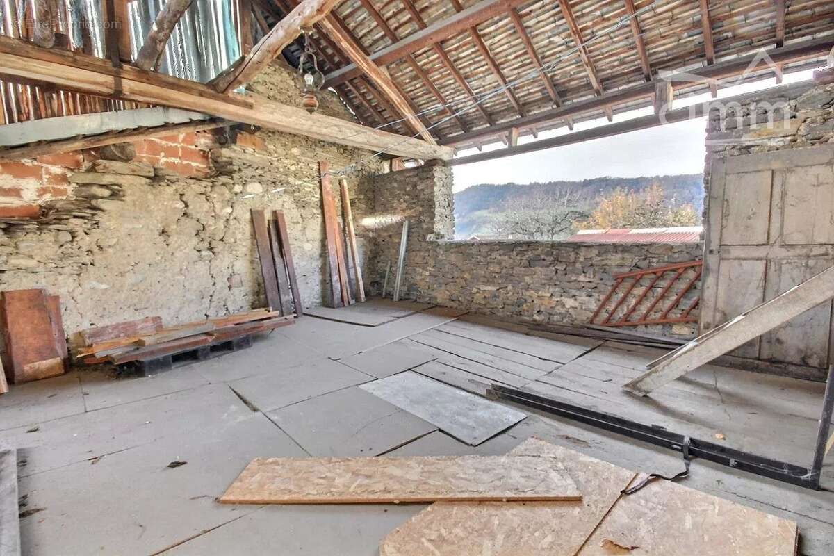 Maison à LA ROCHETTE