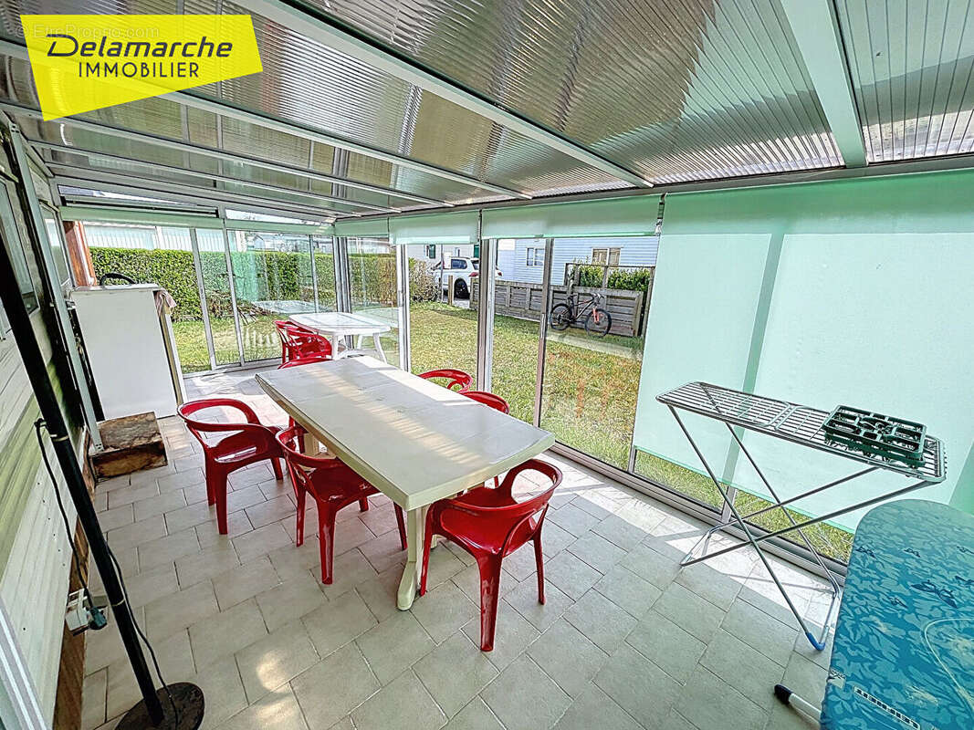 Maison à MONTMARTIN-SUR-MER