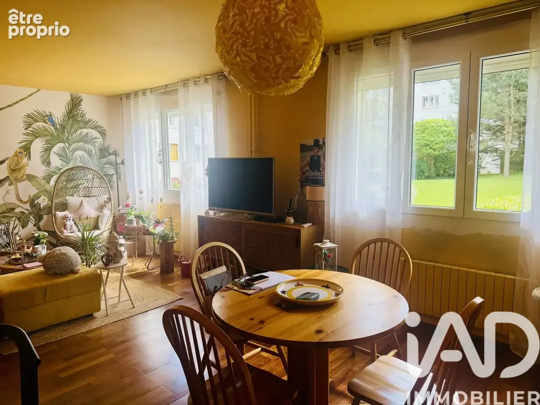 Photo 1 - Appartement à LA CELLE-SAINT-CLOUD