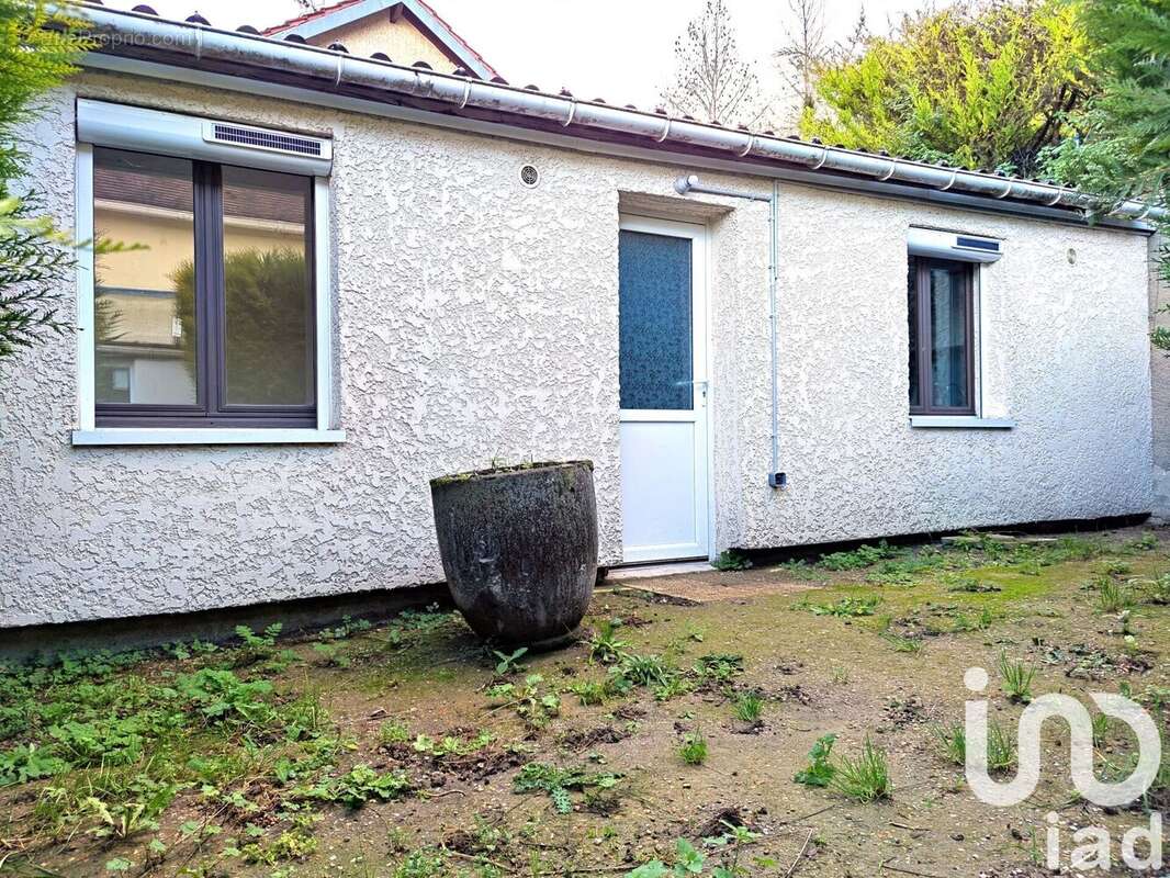 Photo 2 - Maison à IVRY-LA-BATAILLE