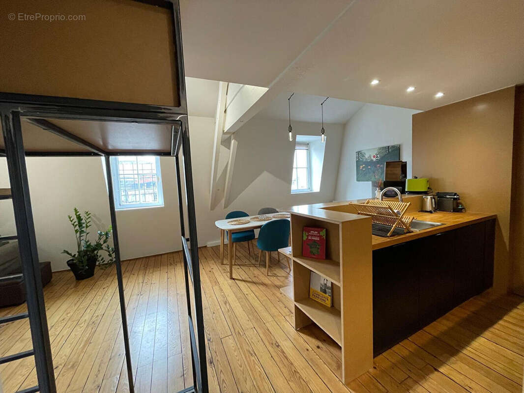 Appartement à BORDEAUX