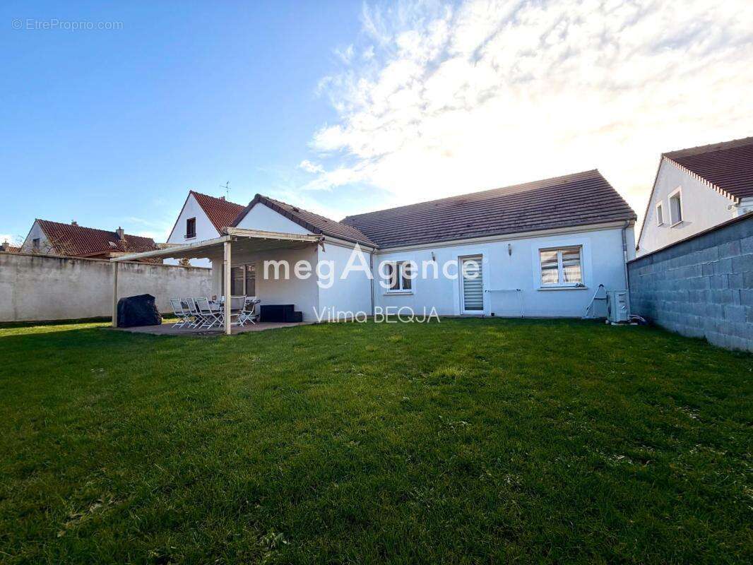 Maison à SAINT-CLEMENT