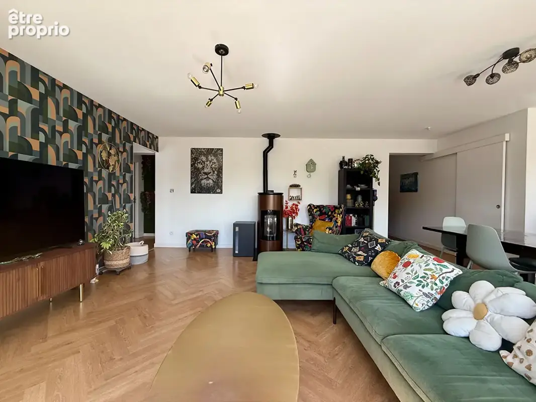 Maison contemporaine en bois, 4 chambres, l'Etoile 39570 - photo 6