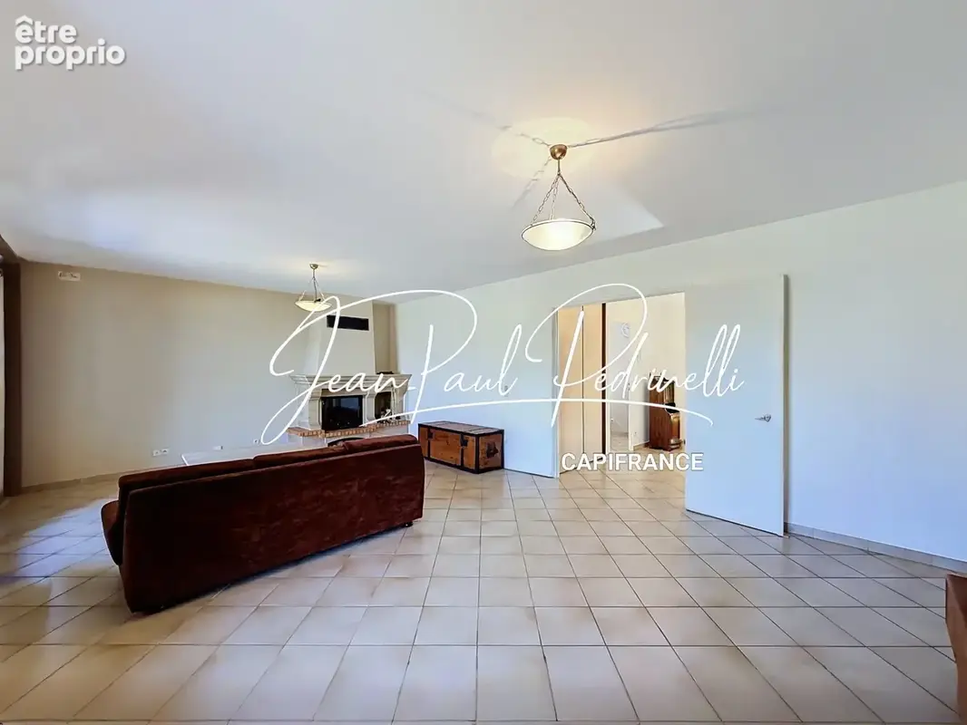 CALUIRE-ET-CUIRE – Cœur Vassieux – Villa 101 m² habitables + 115 m² Hors Carrez (double garage et annexe) – Terrain plat 770 M²  - photo 45