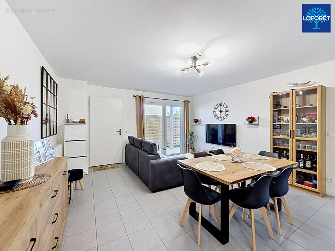 Appartement à YVRAC